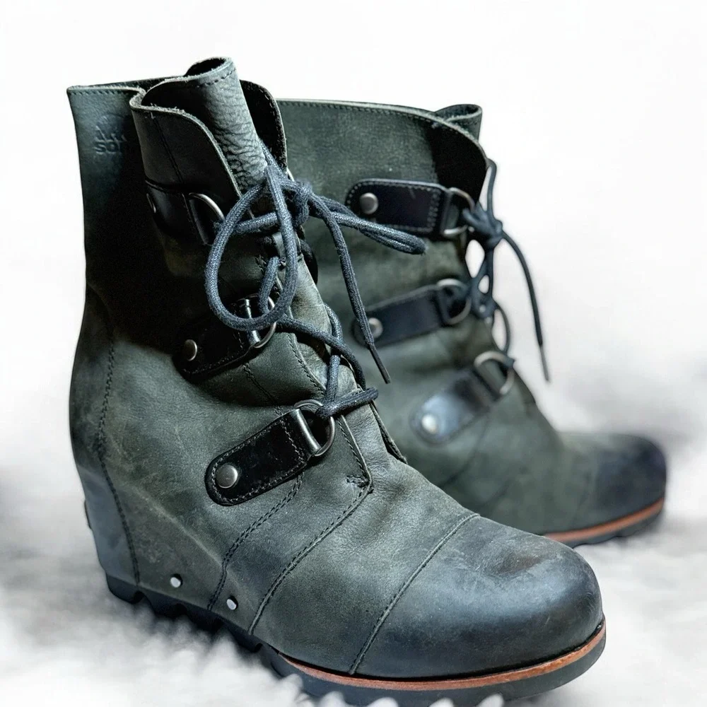 Sorel Joan of Arctic II Wedge Boots Women's Size 9.5 EUC